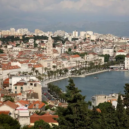 아파트 Caleta 스플리트